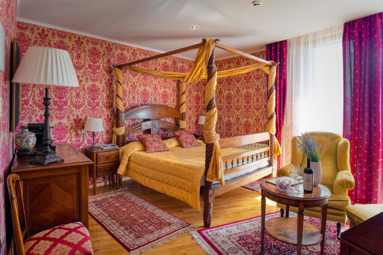 Hotel Soli Invicto Elenovo  ภายนอก รูปภาพ