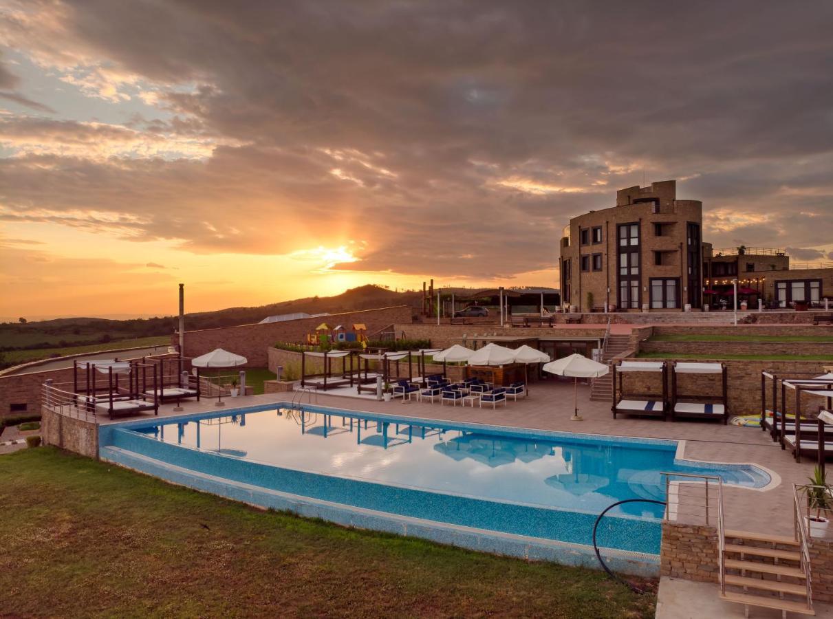 Hotel Soli Invicto Elenovo  ภายนอก รูปภาพ